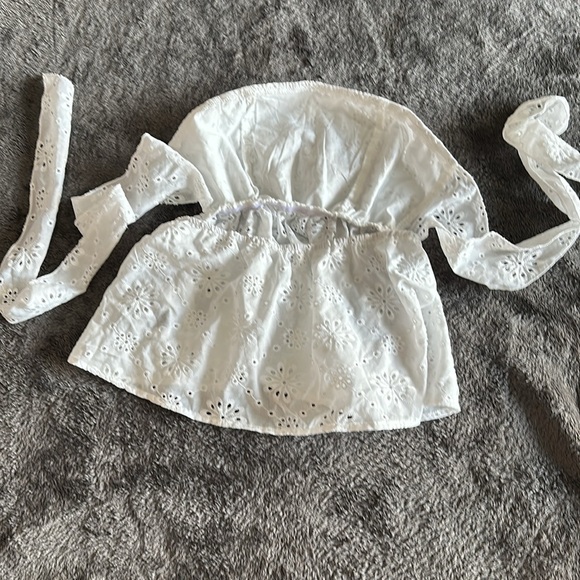 Strapless…tie back top size L - Picture 4 of 4